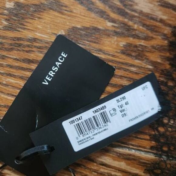 NWT VERSACE SILK FOULARD ROYAL REBELLION BRALETTE TOP Sz 40 - Picture 3 of 8